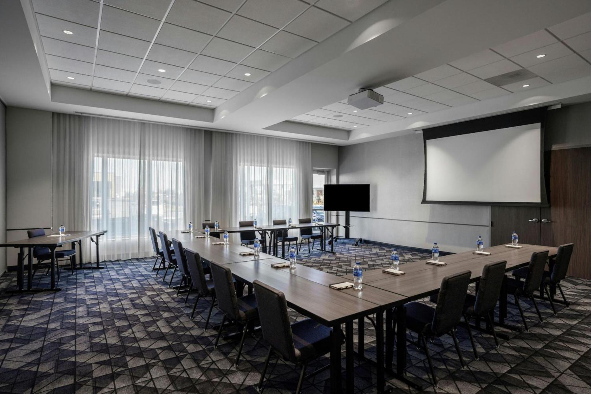 Courtyard By Marriott Indianapolis Fishers Extérieur photo