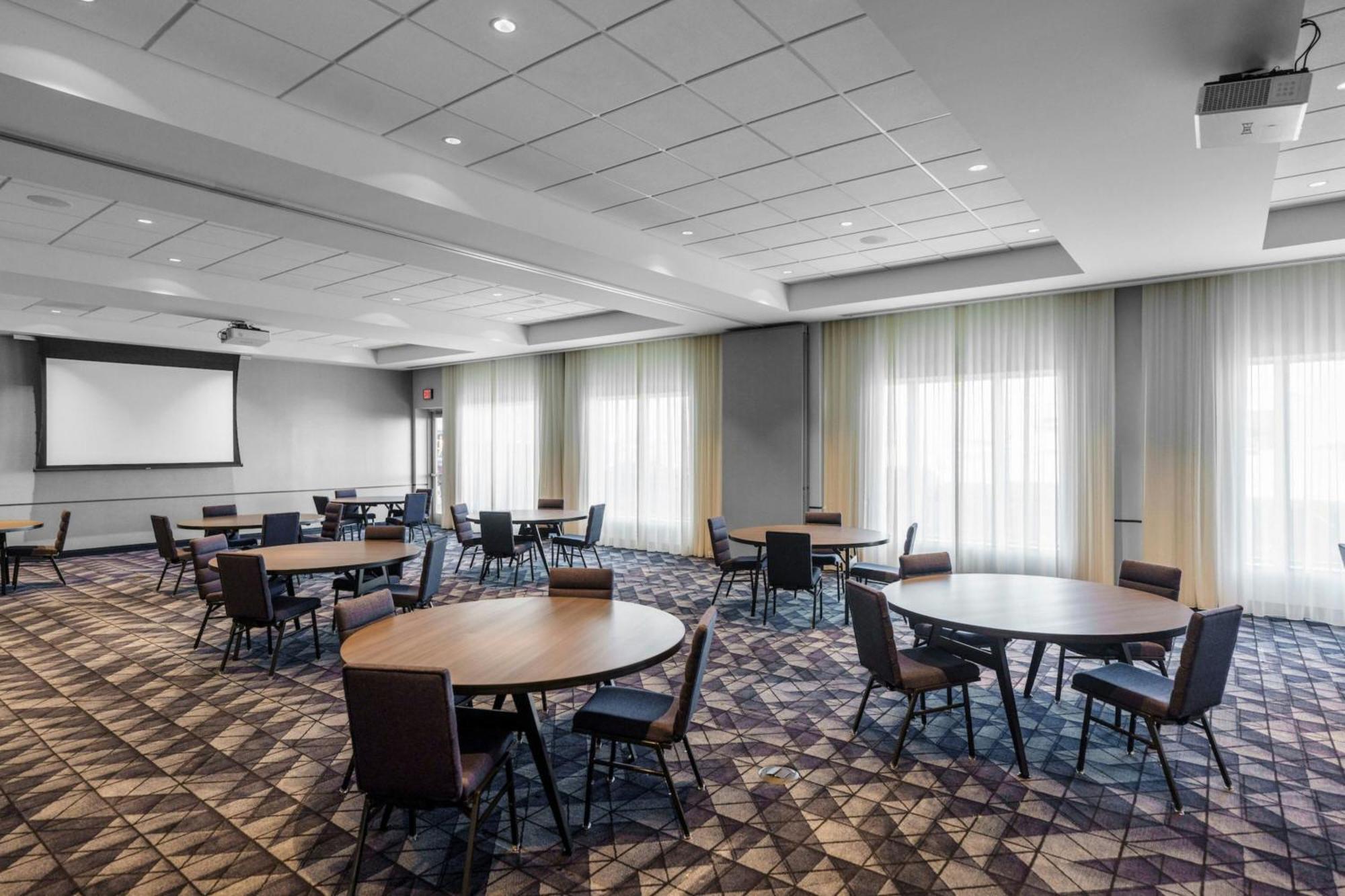 Courtyard By Marriott Indianapolis Fishers Extérieur photo